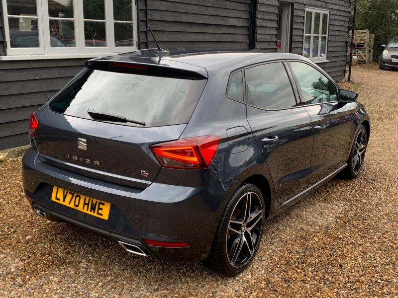 SEAT IBIZA