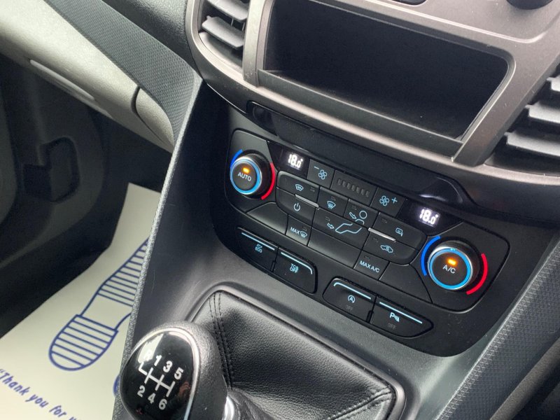 FORD TRANSIT CONNECT