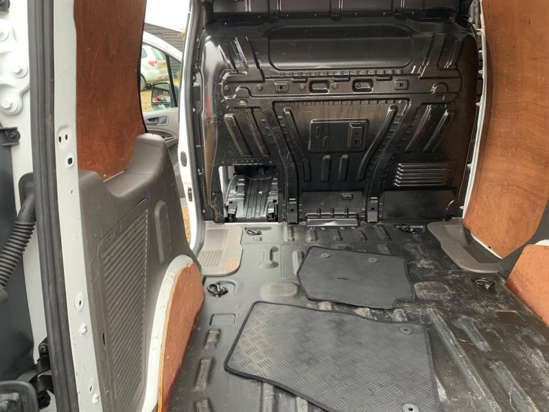 FORD TRANSIT CONNECT