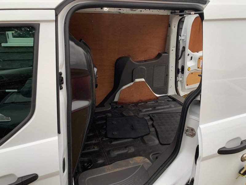 FORD TRANSIT CONNECT