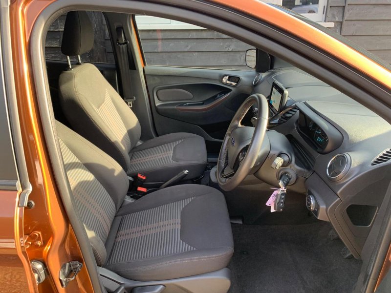 FORD KA+
