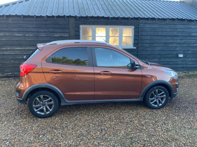 FORD KA+