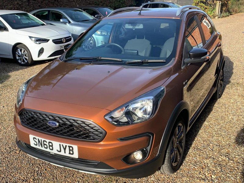 FORD KA+