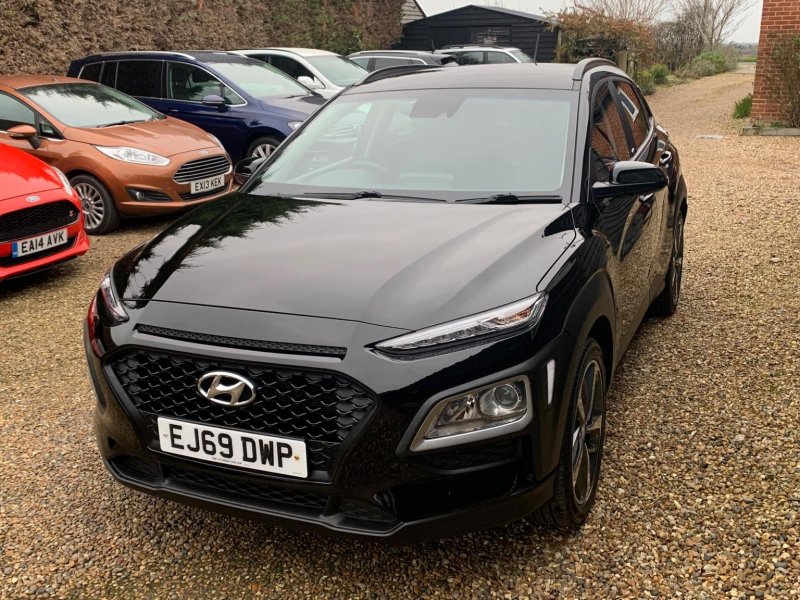 HYUNDAI KONA