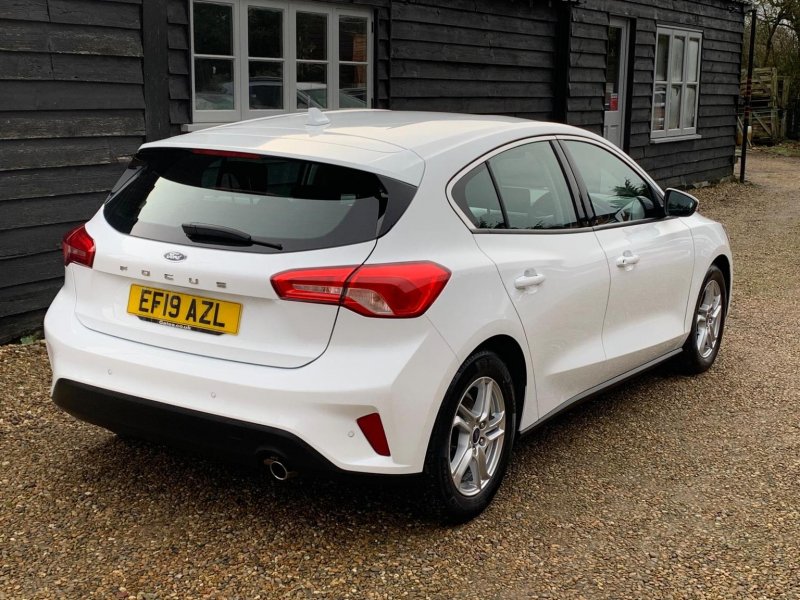 FORD FOCUS