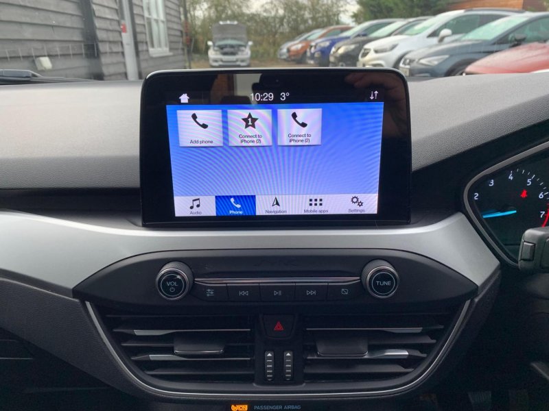 FORD FOCUS