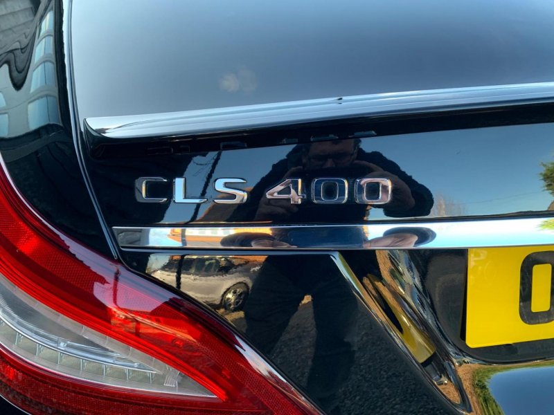 MERCEDES-BENZ CLS