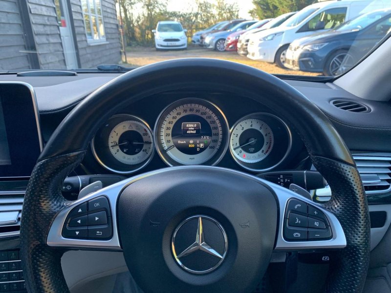 MERCEDES-BENZ CLS