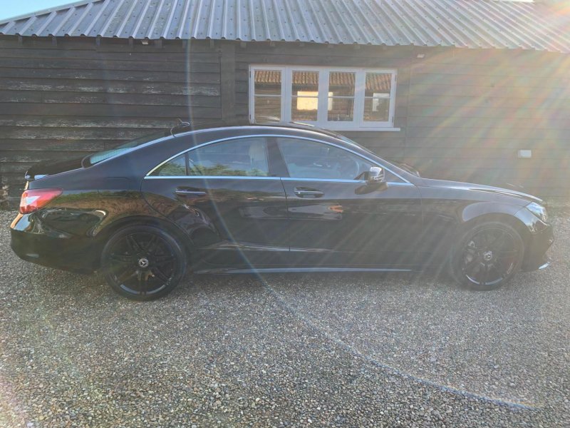 MERCEDES-BENZ CLS