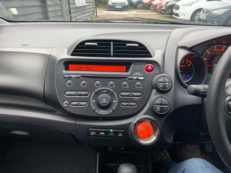 HONDA JAZZ