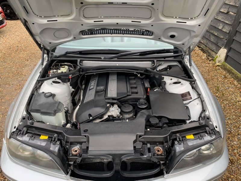 BMW 3 SERIES