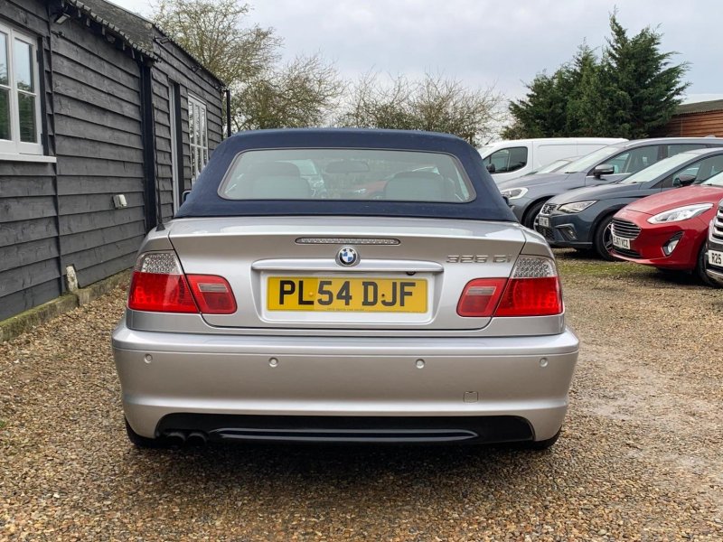 BMW 3 SERIES