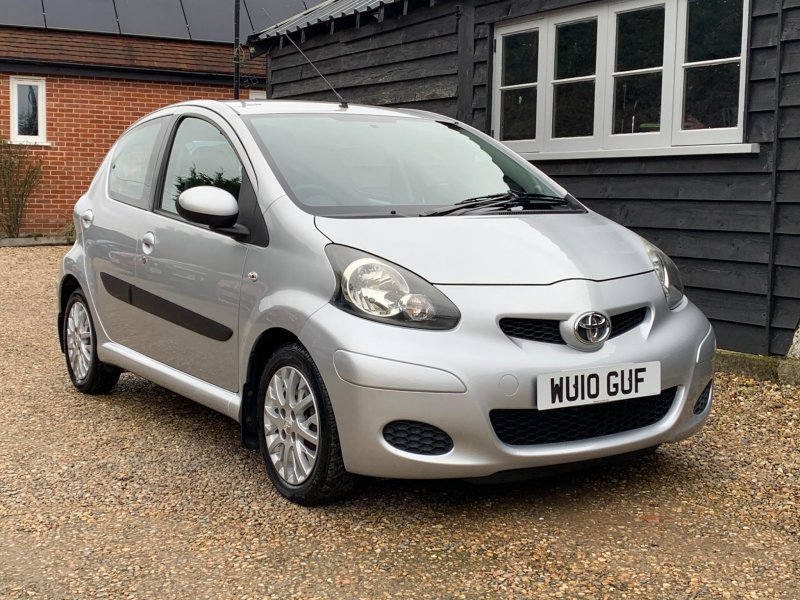 TOYOTA AYGO