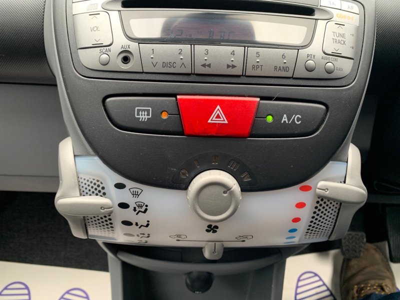 TOYOTA AYGO