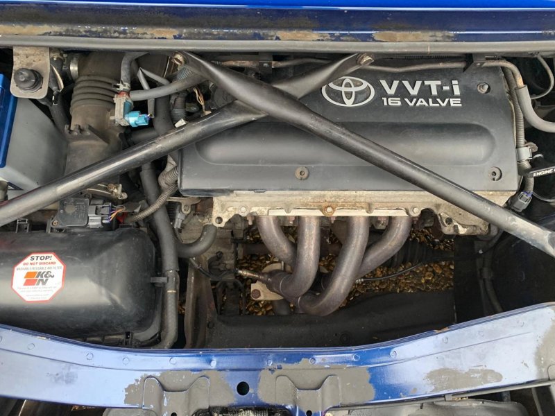 TOYOTA MR2