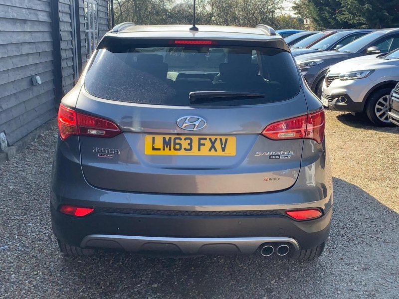 HYUNDAI SANTA FE