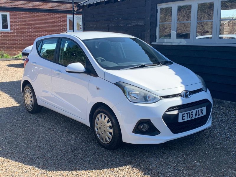HYUNDAI I10