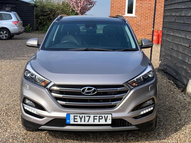 HYUNDAI TUCSON