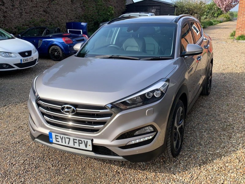 HYUNDAI TUCSON