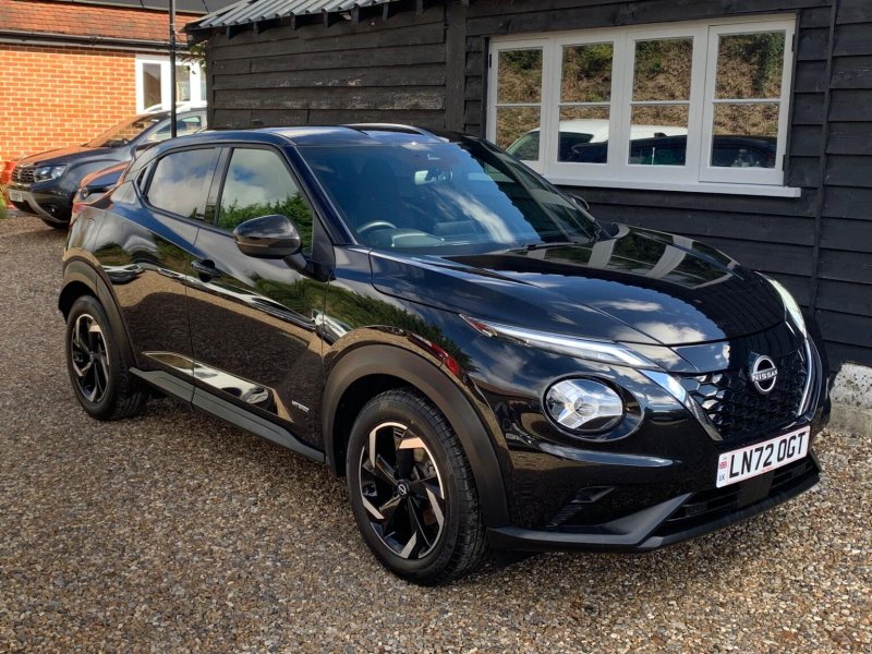 NISSAN JUKE 1.6 N-Connecta Auto Euro 6 5dr
